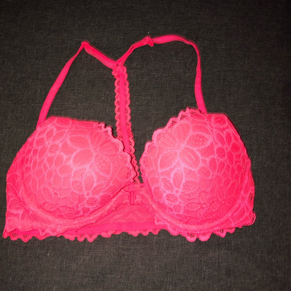 34C Victoria’s Secret bra!